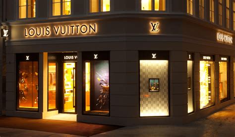 louis vuitton immagini di repertorio|louis vuitton online store.